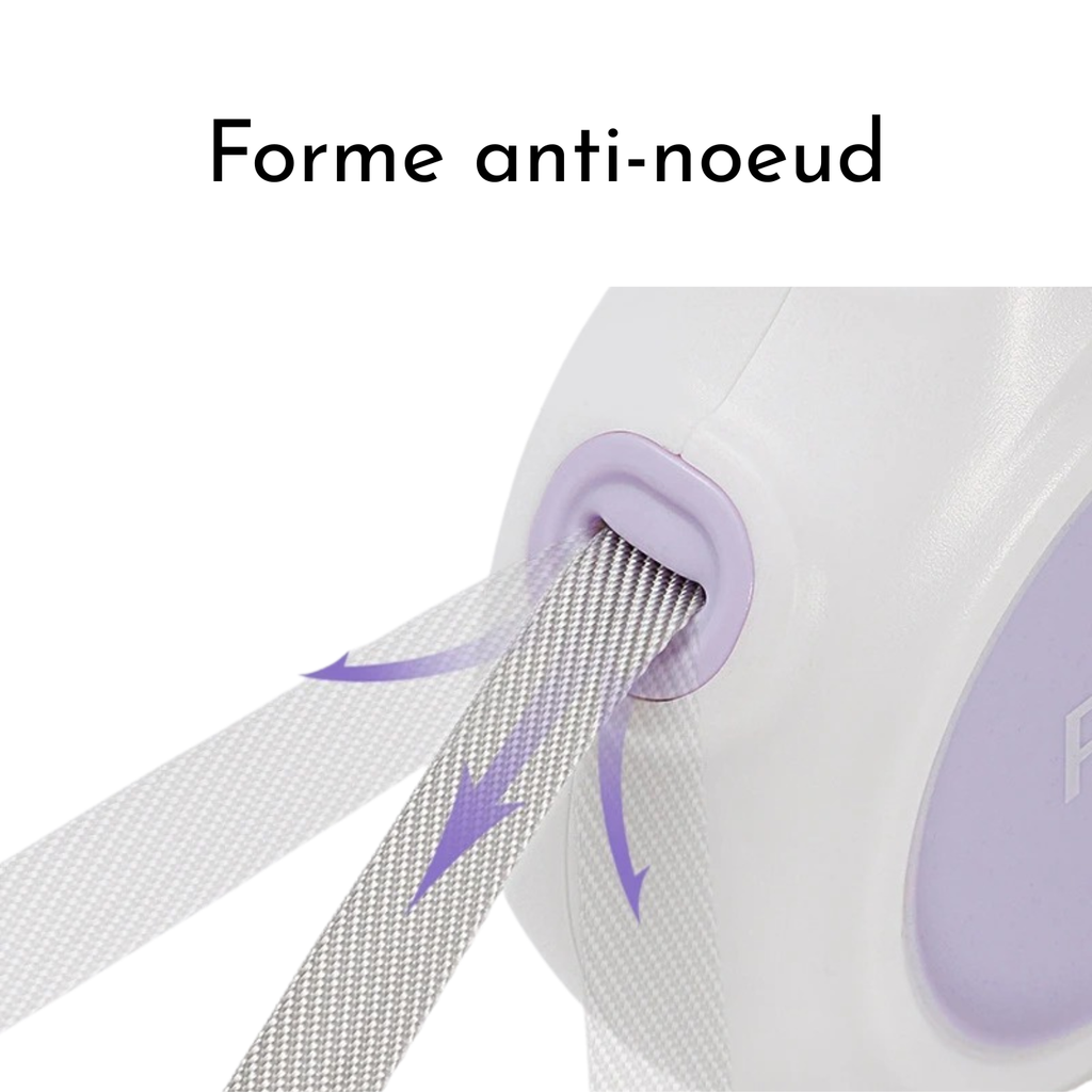 Laisse enrouleur chien blanche avec forme anti-noeud et poignée violette.